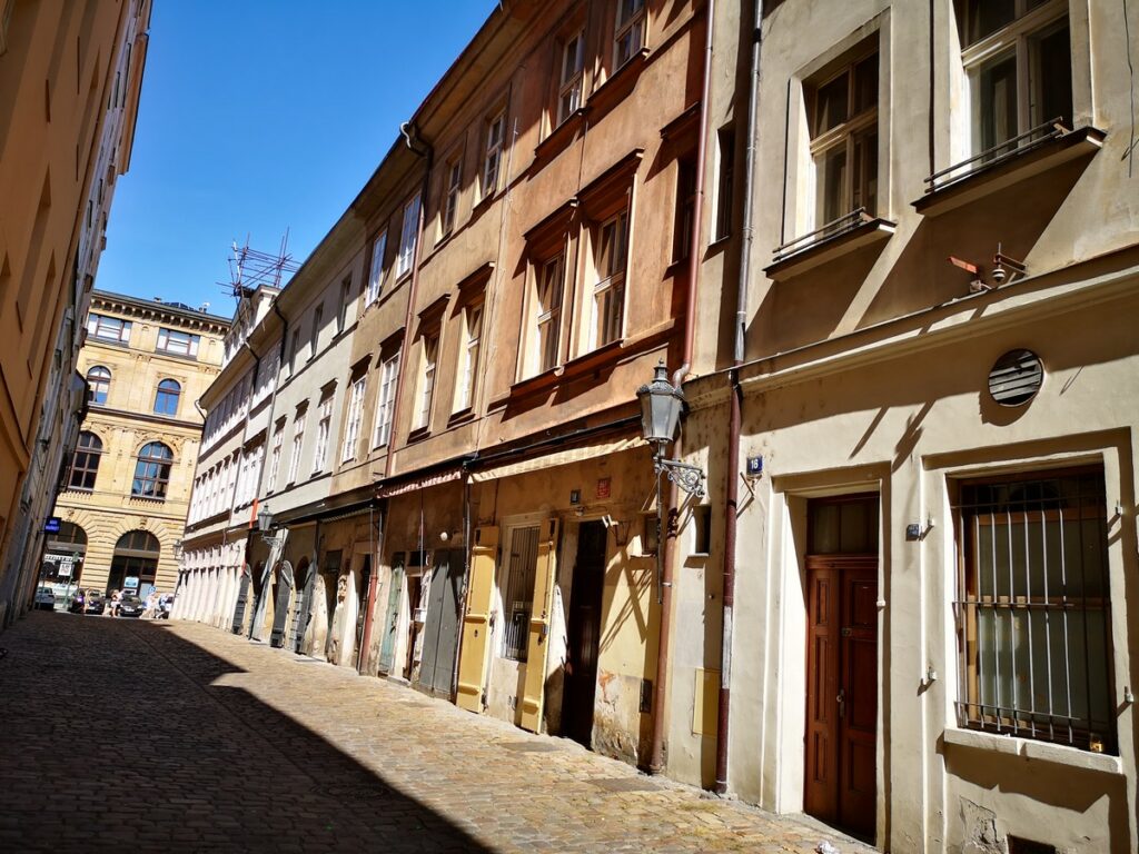 V Kotcích Praha